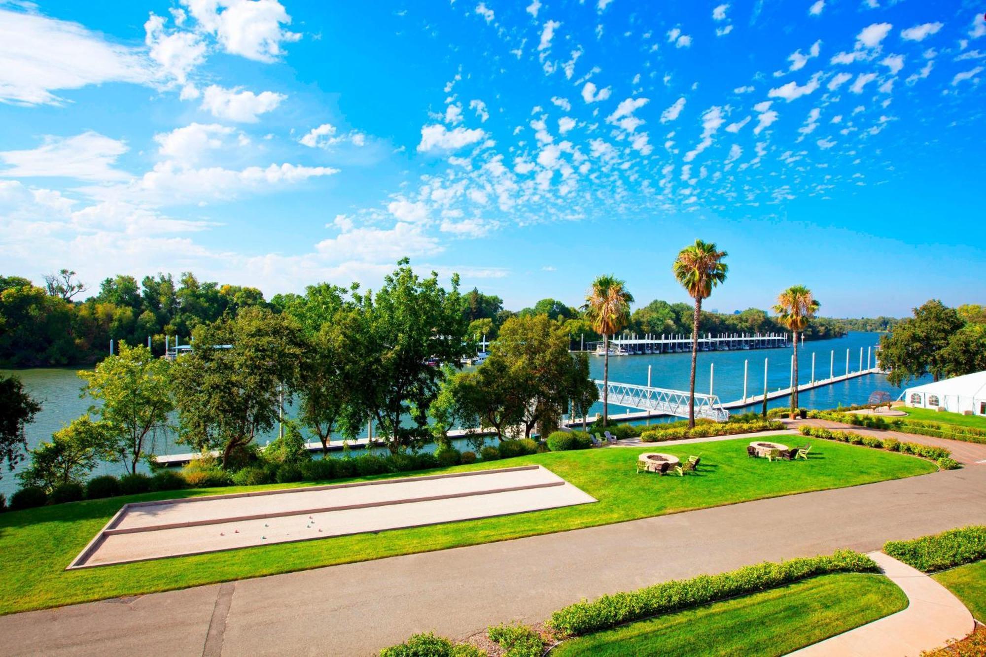 The Westin Sacramento Riverfront Hotel & Spa Exterior photo